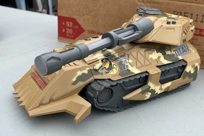 LANARD 2015 TITAN DESERT STINGER EJÉRCITO TANQUE LUCES SONIDOS FUNCIONA Foto 1 de 4