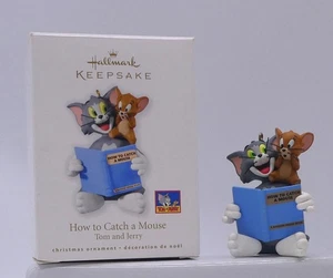 2010 Hallmark ~ HOW TO CATCH A MOUSE ~ Tom and Jerry ~ Ships free - Picture 1 of 9