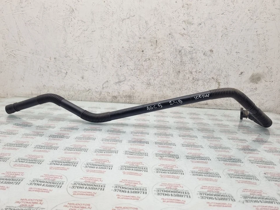 Audi A6 S6 C5 4B 2003 Petrol breather pipe hose 078133817M RKD32370 - Image 1 of 4