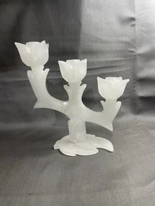 Candelabro candelabro de tres tulipanes de ónix tallado a mano LEER - Imagen 1 de 5