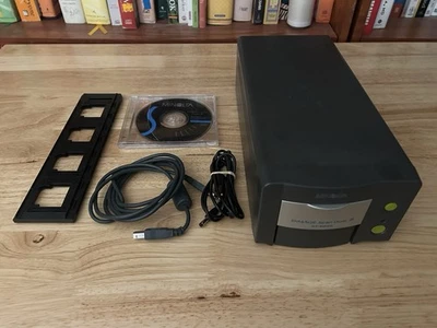 Minolta DIMAGE Scan Dual III AF-2840 Film Scanner w/ Disc WORKS GREAT! - Image 1 of 4