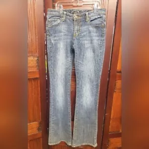 Woman's Seven Jeans Slight Flare Legs Med Blue Denim Size 27 - Picture 1 of 9