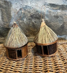 A Pair of Hand Made African Hut Christmas Tree Decorations (3 inch diameter) - Picture 1 of 5