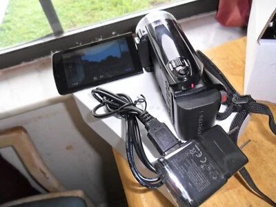 JVC GZ-EX210BU Everio Camcorder & Battery + USB Charger + 32GB Card - Works - Image 1 of 4