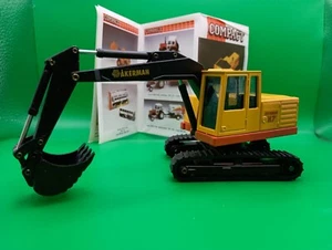 JOAL AKERMAN COMPACT DIE CAST METAL WORKING HYDROLIC H7C EXCAVATOR 1:50 SCALE - Picture 1 of 7