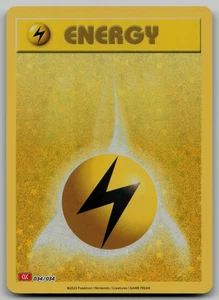 Basic Lightning Energy Classic Collection Trading Card Game Classic 034/034 NM - Picture 1 of 2