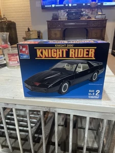 AMT/Ertl Knight 2000 Cavaliere Cavaliere scala 1:25!!Sigillato all'interno!! - Foto 1 di 4