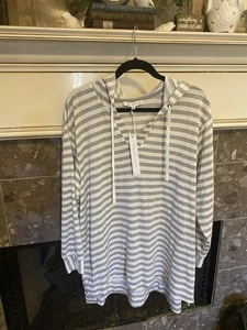 Neu mit Etikett Jane and Delancey Damen Hoodie Gr. 1X grau weiß Streifen Sweatshirt Oberteil - Bild 1 von 9