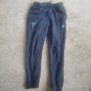UA- Under Armour The ROCK Collection Youth Small Sweatpants- Black - Picture 1 of 3
