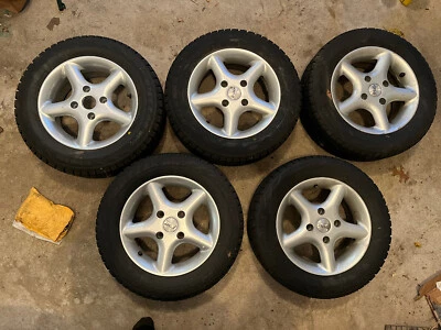 Bridgestone Blizzak winter tires mounted on rims (set of 5) - Image 1 of 2