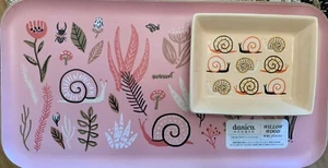 NOW DESIGNS 'SMALL WORLD' TRAY AND CERAMIC TRINKET/SOAP DISH SET SNAILS PINK - Picture 1 of 5