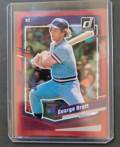 2023 Panini Donruss - Holo Red Parallel #185 George Brett 1697/2023 - Royals HOF