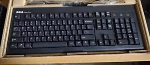 GENUINE DELL 00M659 KEYBOARD QWERTY US/INTL NEW BLACK PS/2 *NEW* - Picture 1 of 4