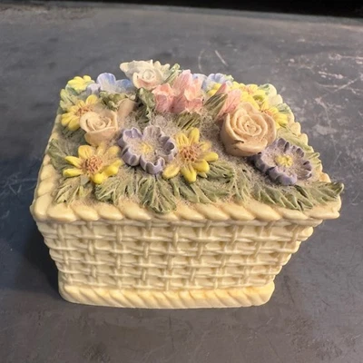 手绘饰品盒花篮纪念品首饰收纳盒 — 第 1/4 张图片