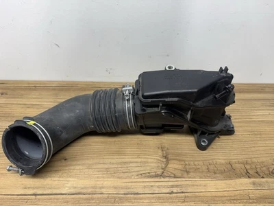 Корпус воздухозаборника турбированный 2024 2025 Toyota Tacoma 2,4 л Toyota 17203-F0020 - Изображение 1 из 4