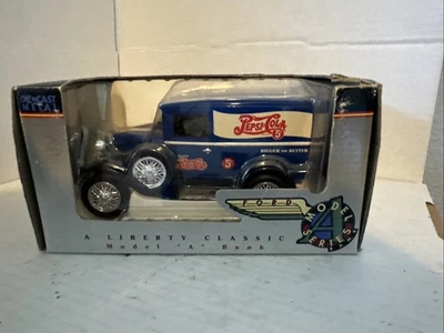 Banco de Metal Fundido Pepsi Cola Modelo A Ford Liberty Classics Edición Limitada Foto 1 de 4