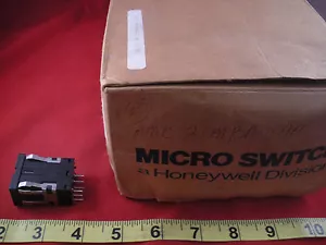Honeywell Microinterruttore AML21MBA3AA Interruttore a pulsante 9314 2a 250v 3a 125v ac Nuovo - Foto 1 di 5