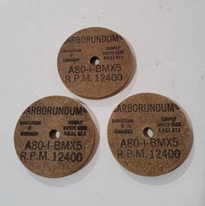 Menge 3 Carborundum Braun Schleifscheiben 2 Zoll Durchmesser A80-I-BMX5 U/min 12400 - Bild 1 von 1