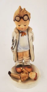 Vintage Hummel Goebel "The Doctor" 1960-1972 - Picture 1 of 4
