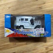 Philippines Jeepney modèle moulé sous pression.  Blanc. Petite taille, 3 pouces. Neuf en boite.