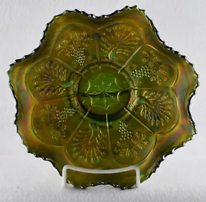 Fenton Peacock & Grape Carnival Glass Green Crimped Edge Bowl (9" Dia) - Picture 1 of 6