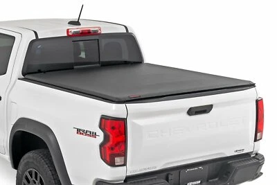 Cubierta de cama enrollable suave Rough Country plataforma de 5' Chevy/GMC Colorado/Canyon 15-24 Foto 1 de 4