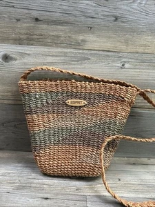 Esprit Umhängetasche hellbraun/mehrfarbig Raffia mittelgroß - Bild 1 von 16