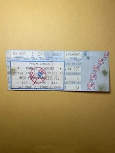 Biglietto Yankees 1994 Stub vs Rangers 7 maggio Yankee Stadium Rain Check - Foto 1 di 2