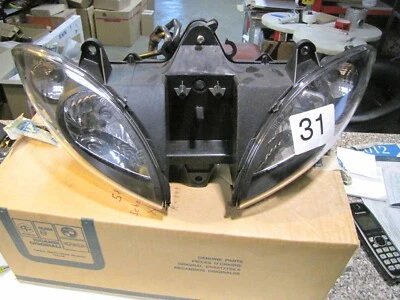 Scheinwerfer Triom  PIAGGIO 200 X9 2002-2003 Original Piaggio 582135 - Bild 1 von 2