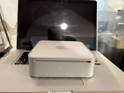 Apple Mac Mini 3,1/A1283-2008/Core2Duo/2,53GHz/4GB DDR3/200GB HDD/GeForce 256MB - Immagine 1 di 4