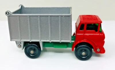 Vintage Matchbox Series 1-75 NO 26 GMC Tipper Truck B22 - Image 1 of 4