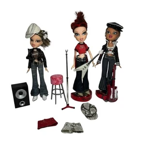 Bratz Rock Angelz Jade Roxxi Yasmin Vtg Y2K Lot Accessories Dolls MGA 2001 - Picture 1 of 15
