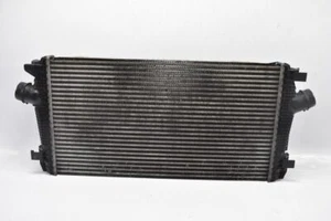 Radiatore intercooler scambiatore aria 13267647 CHEVROLET CRUZE I 2009 - Foto 1 di 6