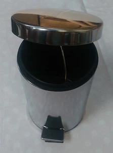 MIRRORED CHROME FINISH STEEL BATHROOM SMALL 3 LITRE FLIP TOP PEDAL BIN, BOX OF 6 - Picture 1 of 2