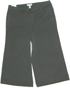 NWT Women CALVIN KLEIN Size 10 Gray Pinstripe STRETCH COTTON GAUCHO PANTS Leg22 - Picture 1 of 6