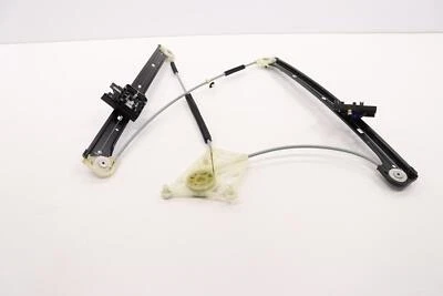 AUDI Q7 2017-2025 PUERTA DELANTERA DERECHA VENTANA CRISTAL REGULADOR OEM 4M0837462A Foto 1 de 4