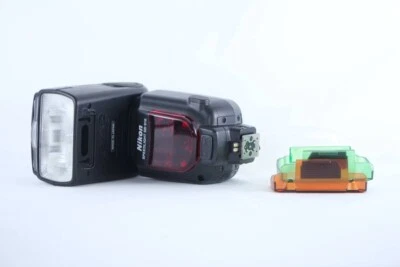 Nikon Speedlight SB-910 Shoe Mount Flash red  From JAPAN - Image 1 of 4