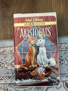 Walt Disney's The Aristocats VHS Classic Gold Collection - Picture 1 of 3