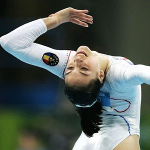 2004 Olympics: Women's Qualification, Gymnastics DVD- Patterson/Khorkina/Ponor - Picture 1 of 8