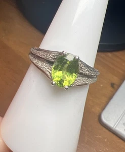 Vintage Green Peridot Sterling Silver Ring Size 7 - Picture 1 of 12