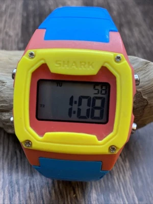 Freestyle Shark A126-14 运动橡胶石英计时腕表 — 第 1/4 张图片