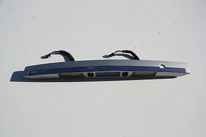 Heckklappengriff mit Kennzechenleuchten 925003E100 92500-3E100 KIA Sorento I JC - Picture 1 of 6