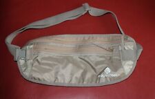 Eagle Creek travel money belt with two zip pockets in very good condition 