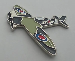 Spitfire RAF WW2 Aeroplane Quality Enamel Pin Badge - Picture 1 of 1