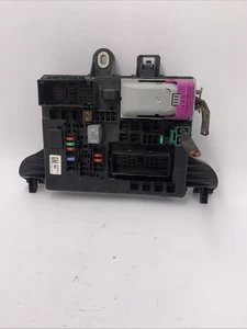 2014 Cadillac XTS Rear Trunk Interior Cabin Fuse Box Relay Junction Box 20914308 - Picture 1 of 5