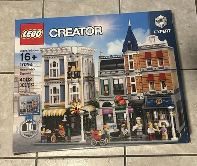 LEGO CREATOR: Cuadrado de montaje (10255) nuevo precintado en caja, retirado Foto 1 de 3
