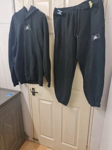 Men's Adidas tracksuit set L. - Picture 1 of 10