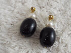 Goldtone Black White Bead Pierced Earrings (B44)