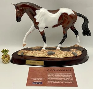 2003 Breyer Pferde TENACIOUS KENNER Modell CERAMIC Collector LTD Edition 226 - Bild 1 von 12