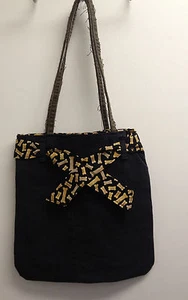 Bolso de Mano Hecho a Mano de Denim Reciclado Completamente Forrado - Imagen 1 de 4